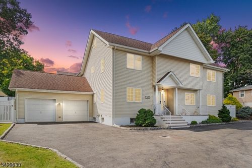 1553 Alps Rd, Wayne, NJ, 07470-3640 | Card Image