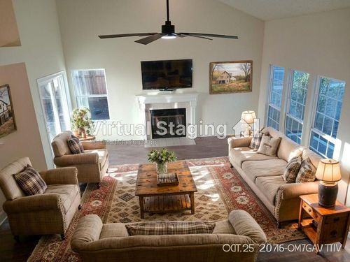 13236 Kerrville Folkway, Austin, TX, 78729-7842 | Card Image