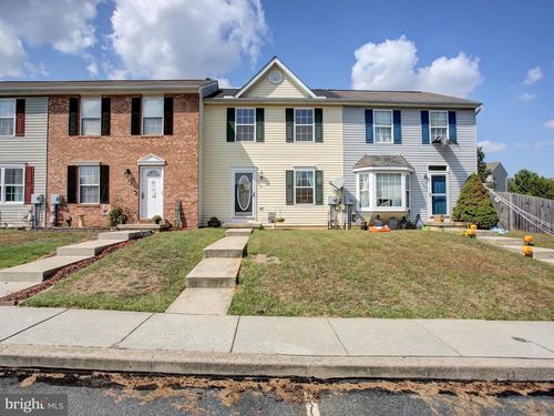 135 Apple Grove Ln, LITTLESTOWN, PA, 17340-1159 | Card Image