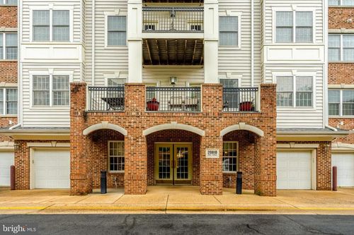 unit-104-20810 Noble Ter, STERLING, VA, 20165-8409 | Card Image