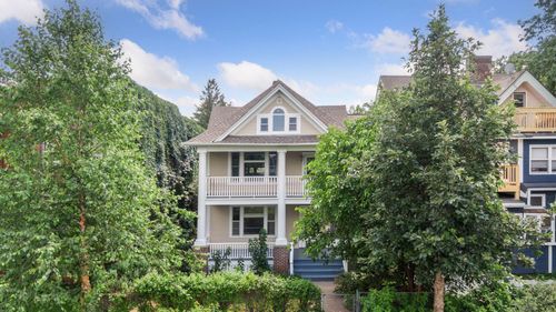 706-704 Holly Ave, Saint Paul, MN, 55104-7125 | Card Image