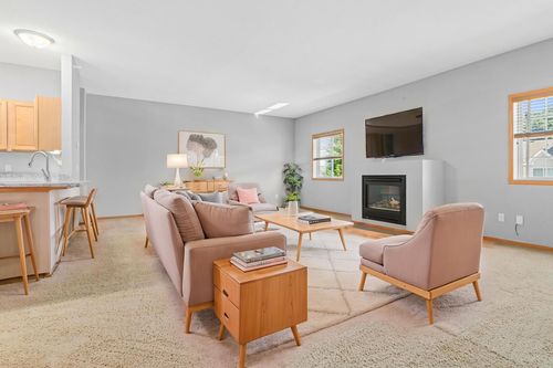 9457 Marshall Rd, Eden Prairie, MN, 55347-4197 | Card Image