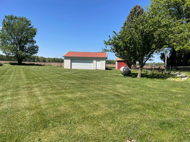 POLE BARN AND SHED | Image 35