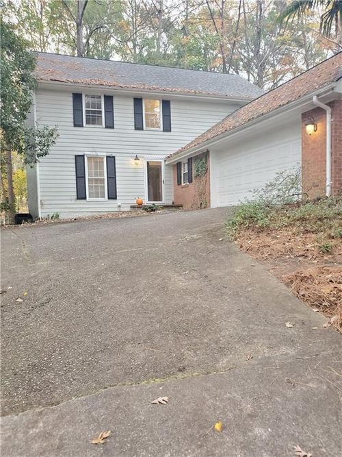 425 Hackberry Ln, Roswell, GA, 30076-3618 | Card Image