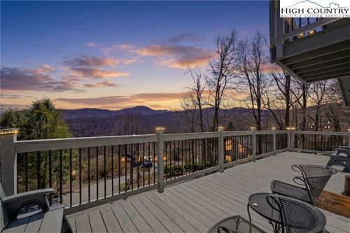 431 Cliffside Ln, Seven Devils, NC, 28604-9180 | Card Image