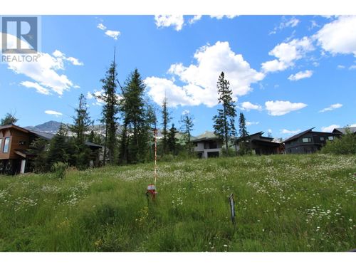 4 Huckleberry Place, Fernie, BC, V0B1M1 | Card Image