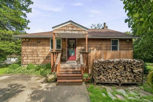 101 Highland Rd, Monroe, NY, 10950-5531 | Card Image