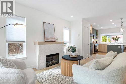 sl2-4703 Cumberland Rd, Cumberland, BC, V0R1S0 | Card Image