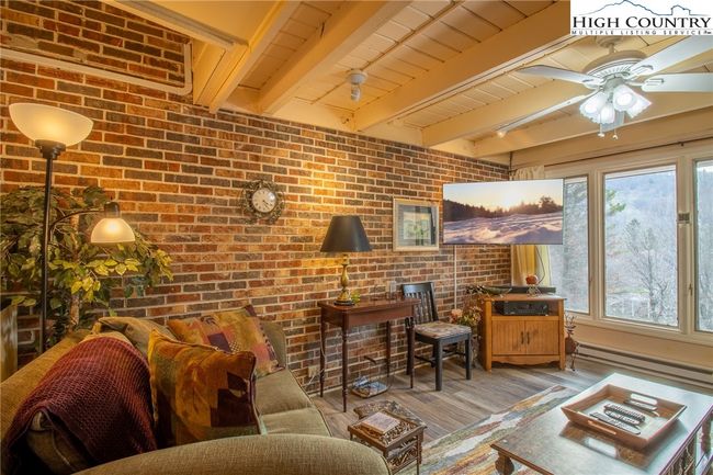 UNIT-7 - 104 Snowplow Ln, Condo with 3 bedrooms, 3 bathrooms and null parking in Beech Mountain NC | Image 5