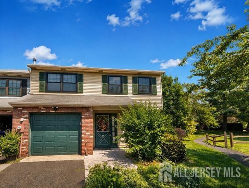 17 Walton Ct, East Brunswick, NJ, 08816-4070 | Card Image