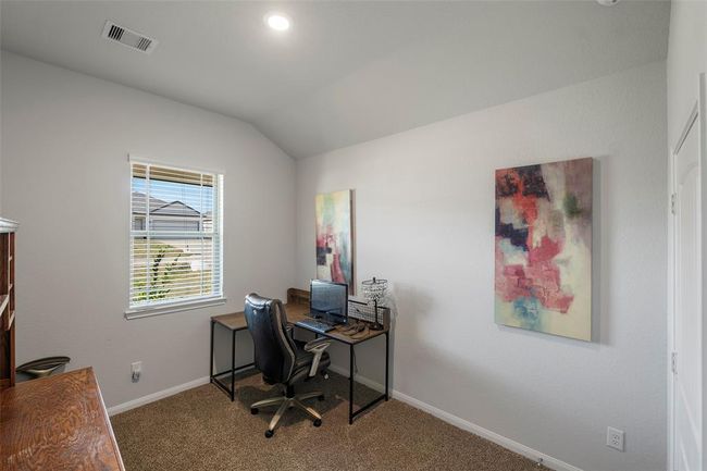 Good size guest room 2 | Image 9