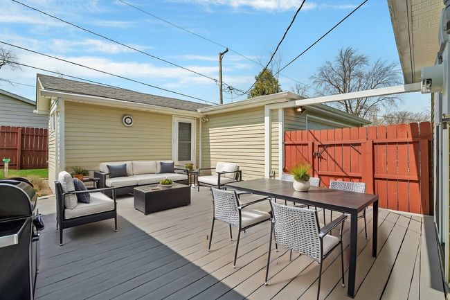 1713 Innercircle Dr, House other with 3 bedrooms, 1 bathrooms and 6 parking in Crest Hill IL | Image 22