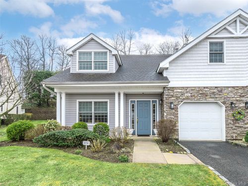 174 Pond View Dr, Port Washington, NY, 11050-2468 | Card Image