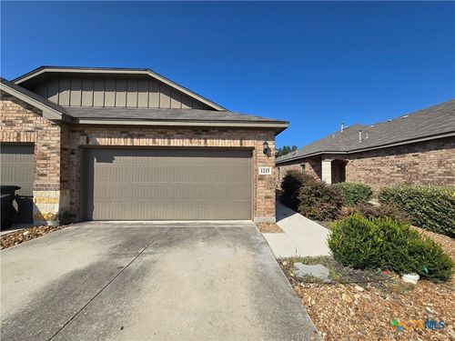 1215 Old Fm 306, New Braunfels, TX, 78130-3052 | Card Image