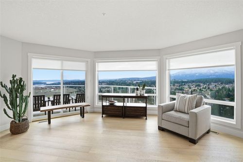 3397 Edgewood Dr, Nanaimo, BC, V9T5V2 | Card Image
