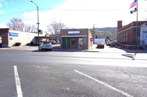1109 Meade Ave, Prosser, WA, 99350-1366 | Card Image