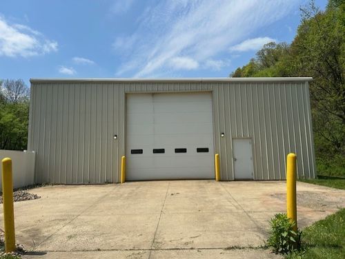 203 Norwood Dr, Beaver Falls, PA, 15010-5703 | Card Image