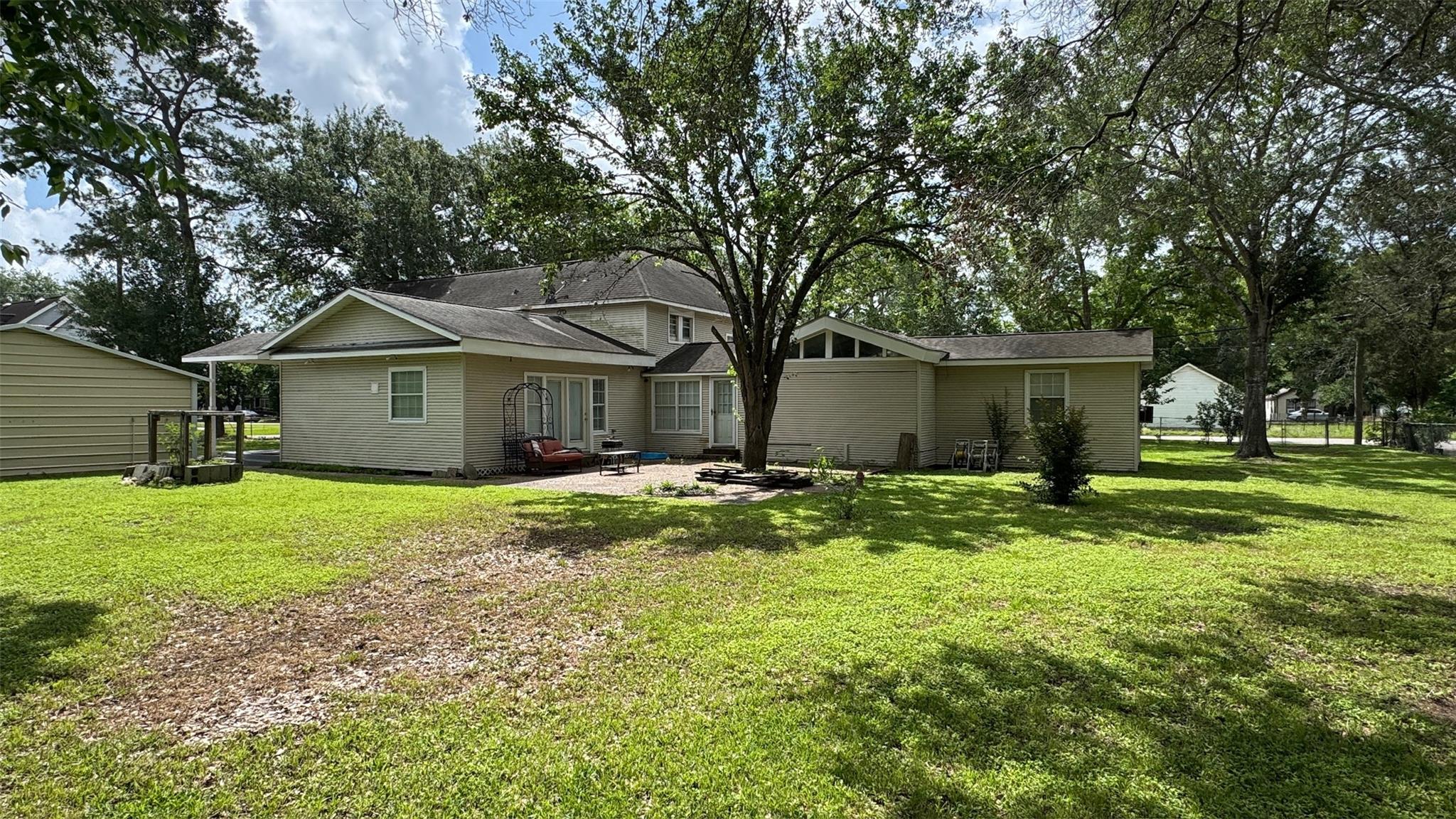 Residential in El Campo 5