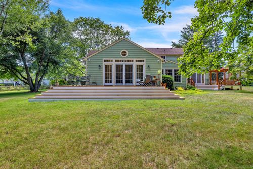 45 Farview Ave, Old Saybrook, CT, 06475-2255 | Card Image