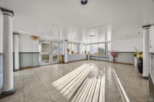 apt-6e-3425 150th Pl, Flushing, NY, 11354-3903 | Card Image