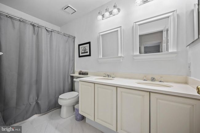 18 Navesink Dr, House other with 4 bedrooms, 3 bathrooms and null parking in Pennington NJ | Image 33