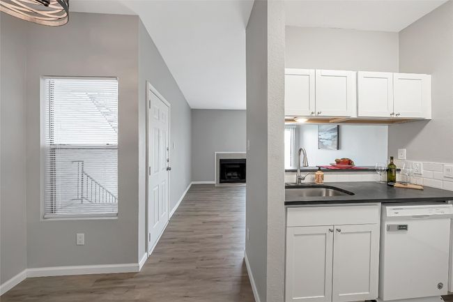 APT-2011 - 12166 Metric Blvd, Condo with 1 bedrooms, 1 bathrooms and 2 parking in Austin TX | Image 6