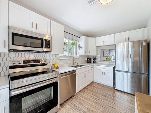 2300-2300 Nw 37th Ave, Coconut Creek, FL, 33066-2209 | Card Image