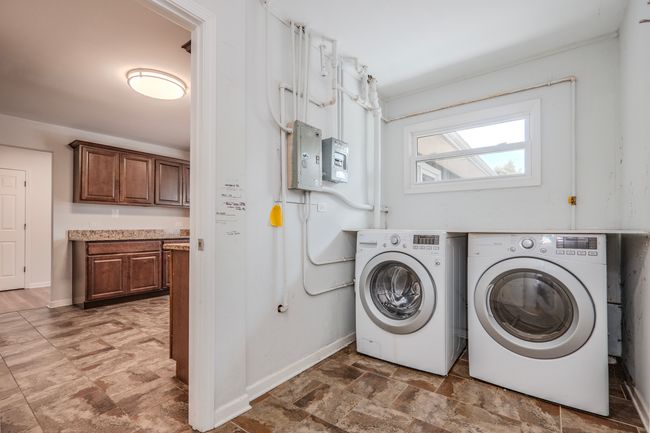 5547 Bruner St, House other with 3 bedrooms, 2 bathrooms and 1 parking in Hinsdale IL | Image 9