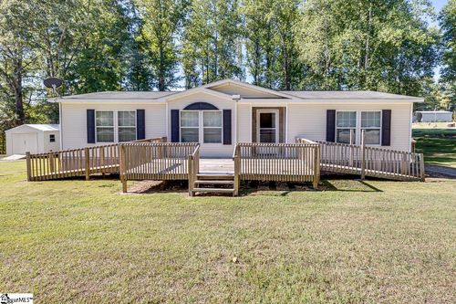 208 Black Road, Woodruff, AK, 29388 | Card Image