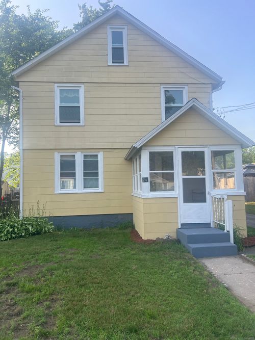 24 Daniel St, East Hartford, CT, 06108-2411 | Card Image