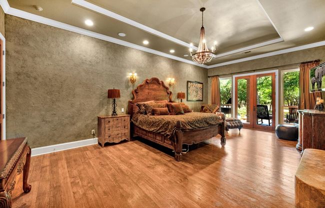 565 Lost Hunters Cyn, House other with 5 bedrooms, 5 bathrooms and 3 parking in China Spring TX | Image 24