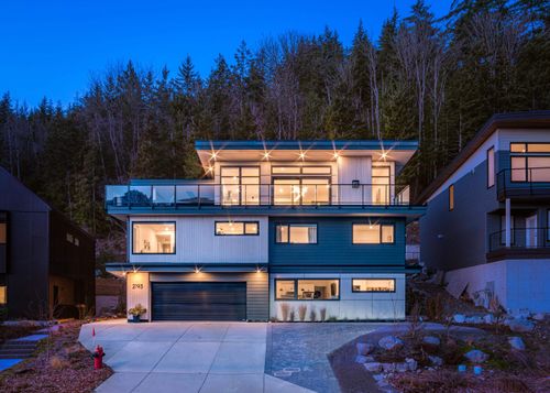 2193 Crumpit Woods Dr, Squamish, BC, V8B0T6 | Card Image