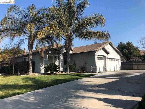 1385 Brookdale Ct, Brentwood, CA, 94513 | Card Image