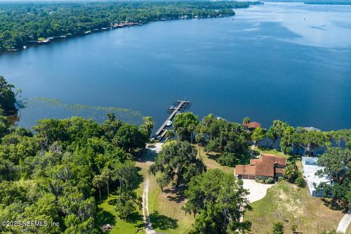105 Dexter Ct, Crescent City, FL, 32112-4671 | Card Image