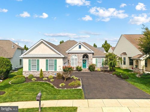 933 Laurens Ln, WARWICK, PA, 18974-6149 | Card Image