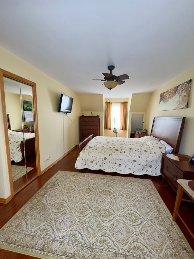 9321 S 81 St Ct, House other with 3 bedrooms, 3 bathrooms and 2 parking in Hickory Hills IL | Image 13
