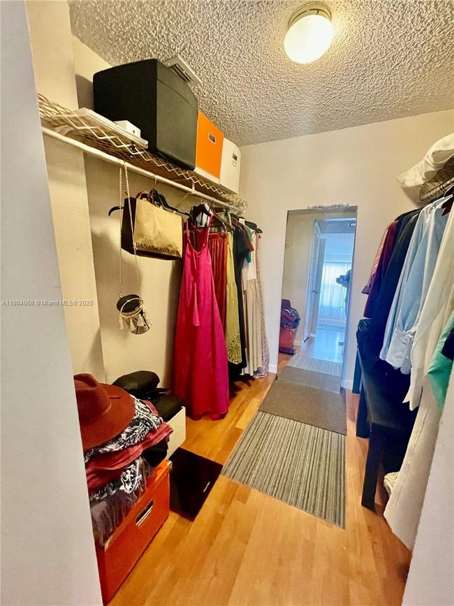 APT-410 - 2312 S Cypress Bend Dr, Condo with 2 bedrooms, 2 bathrooms and null parking in Pompano Beach FL | Image 17