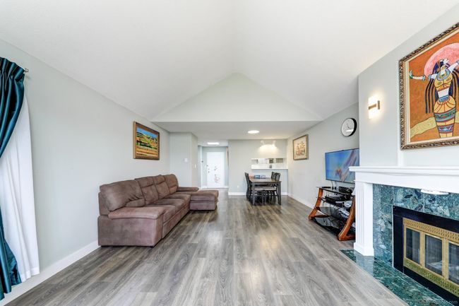 303 - 8120 Bennett Road, Condo with 3 bedrooms, 2 bathrooms and 1 parking in Richmond BC | Image 4
