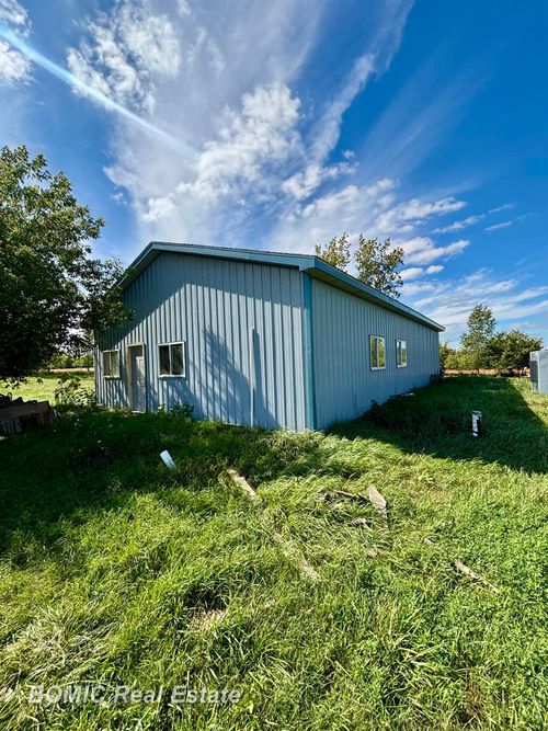 4160 Elmwood Road, Ellington Township, MI, 48726 | Card Image