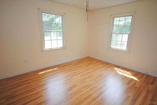 1114 Golden Leaf Rd, House other with 3 bedrooms, 2 bathrooms and null parking in Nathalie VA | Image 17