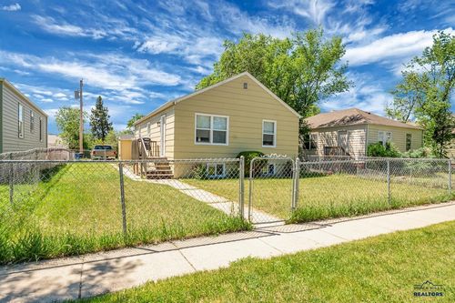 211 E Monroe St, Rapid City, SD, 57701-1936 | Card Image