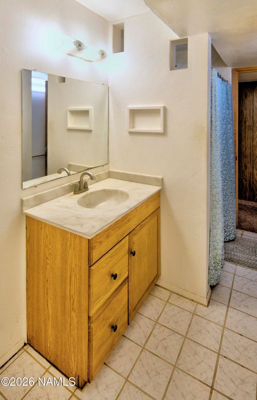 201 Papago Blvd, Winslow, AZ, 86047-2023 | Card Image