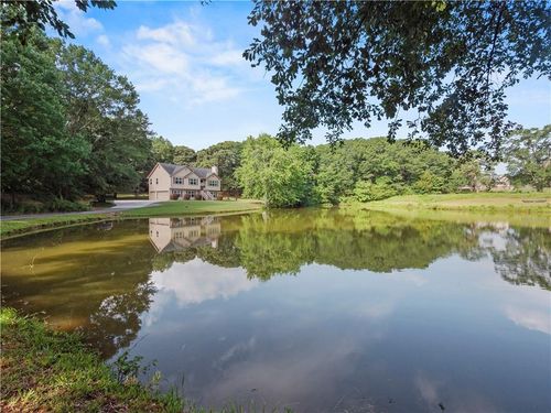 585 Morgans Ridge Ct, Winder, GA, 30680-7491 | Card Image