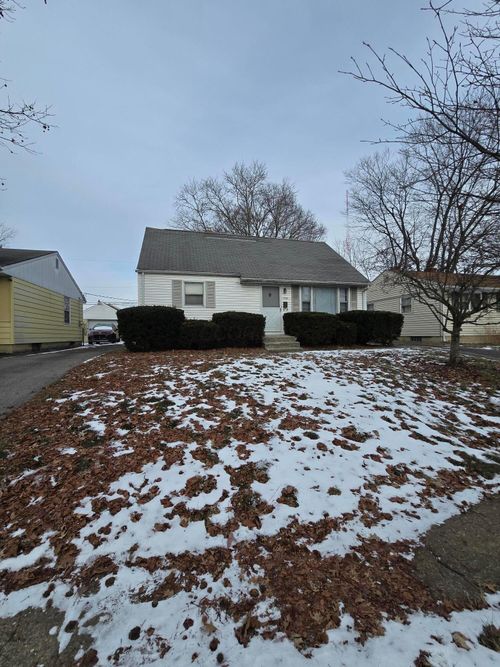 3314 Towers Ct S, Columbus, OH, 43227-1940 | Card Image