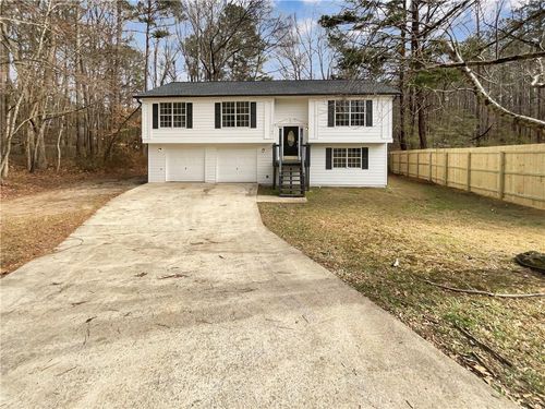 7189 Woodcreek Way, Douglasville, GA, 30134-3658 | Card Image