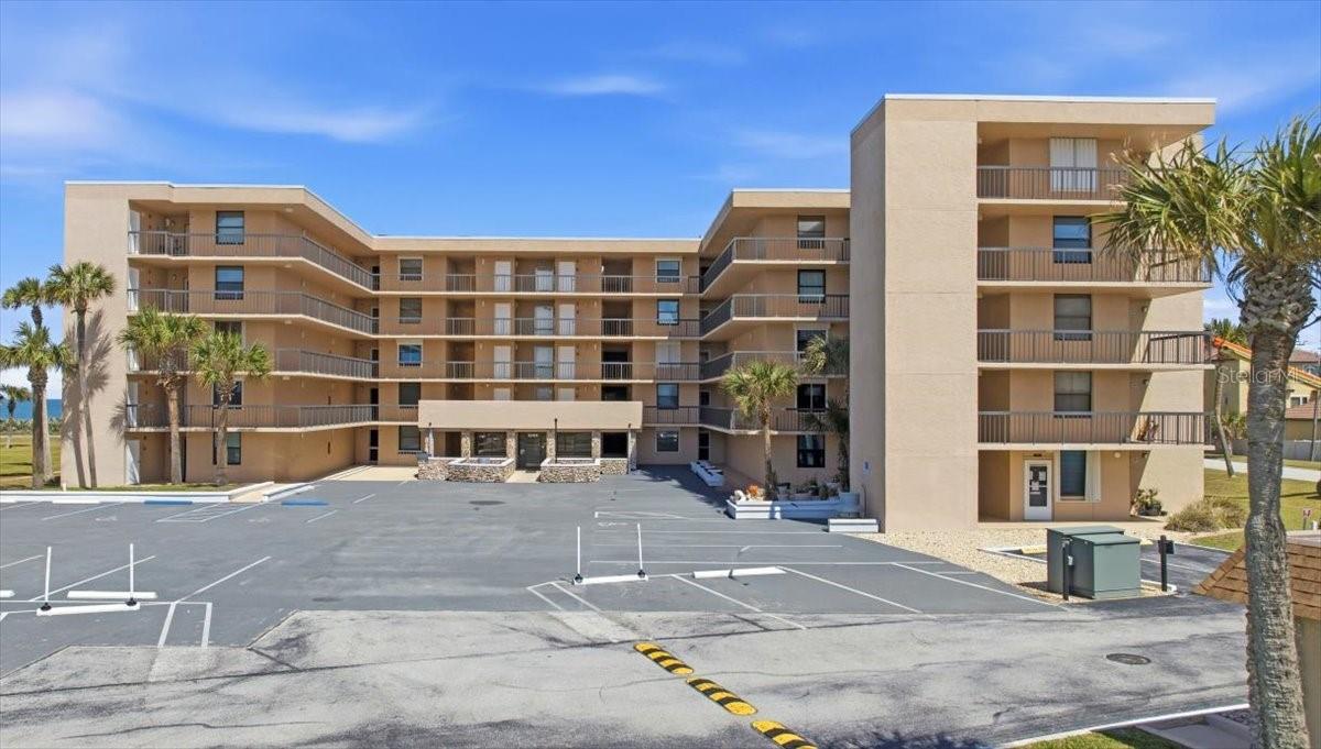 Residential in ORMOND BEACH 3