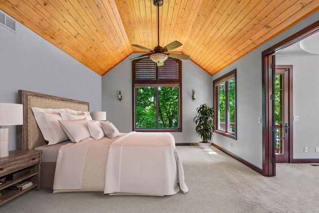 W342N5150 Road P, House other with 6 bedrooms, 4 bathrooms and null parking in Okauchee WI | Image 19