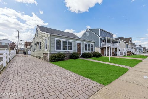 26 Niblick St, Point Pleasant Beach, NJ, 08742-3112 | Card Image