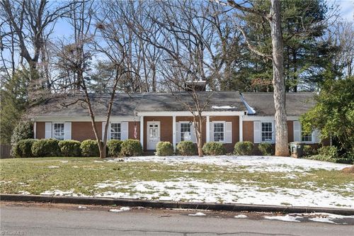 680 Chester Rd, Winston-Salem, NC, 27104-1704 | Card Image