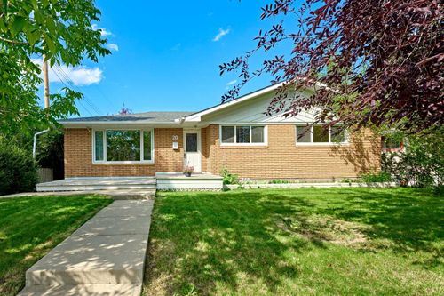 20 Kentish Drive Sw, Calgary, AB, T2V2L3 | Card Image